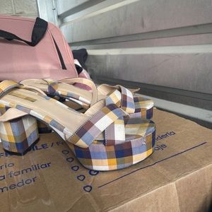 COPY - Plaid shoes